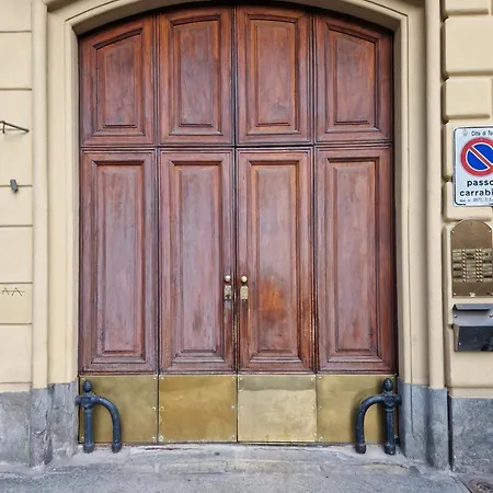 Flower House * Turin